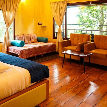 Space Rock Resort Kalpatta Ngoại thất bức ảnh