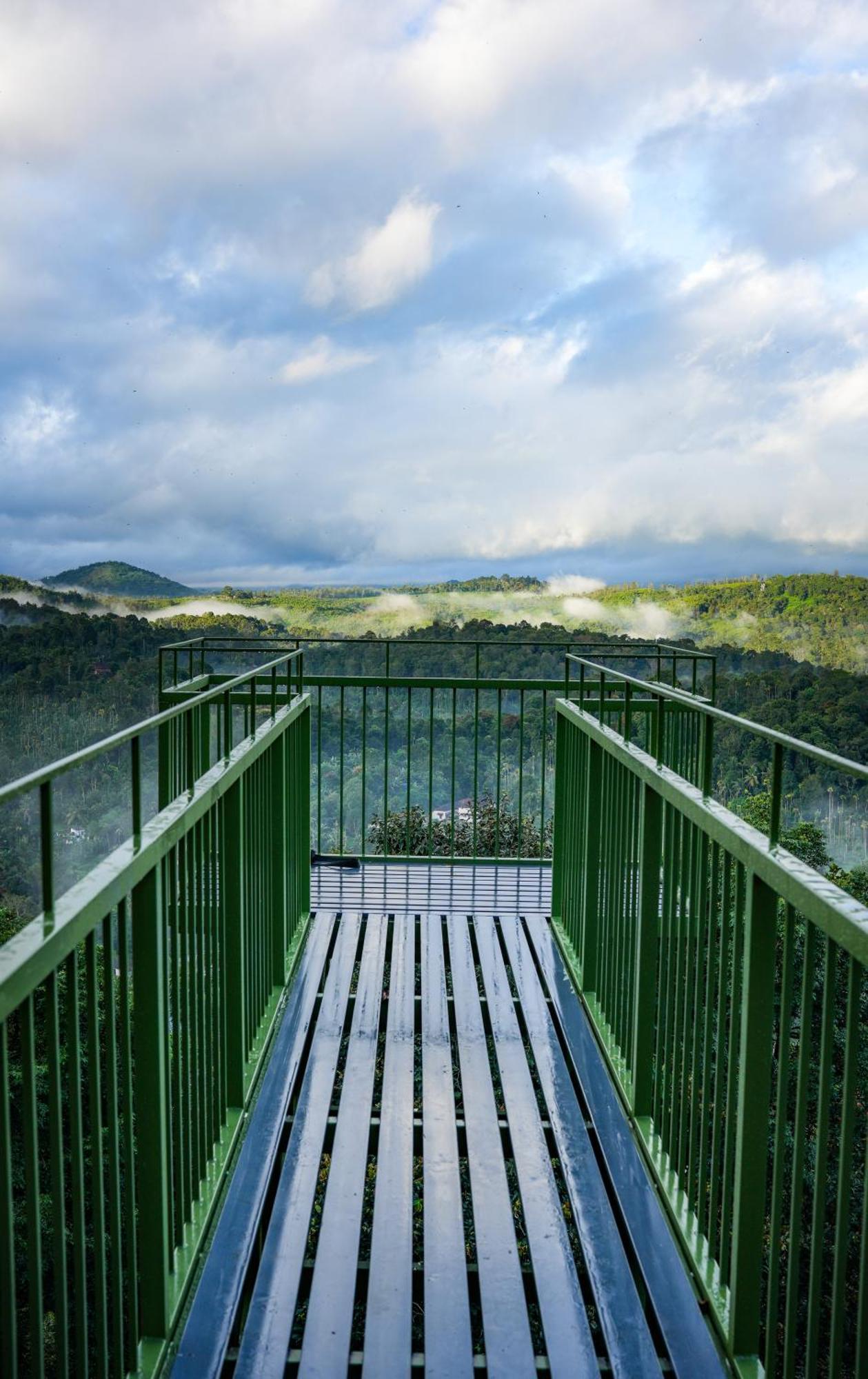 Space Rock Resort Kalpatta Ngoại thất bức ảnh