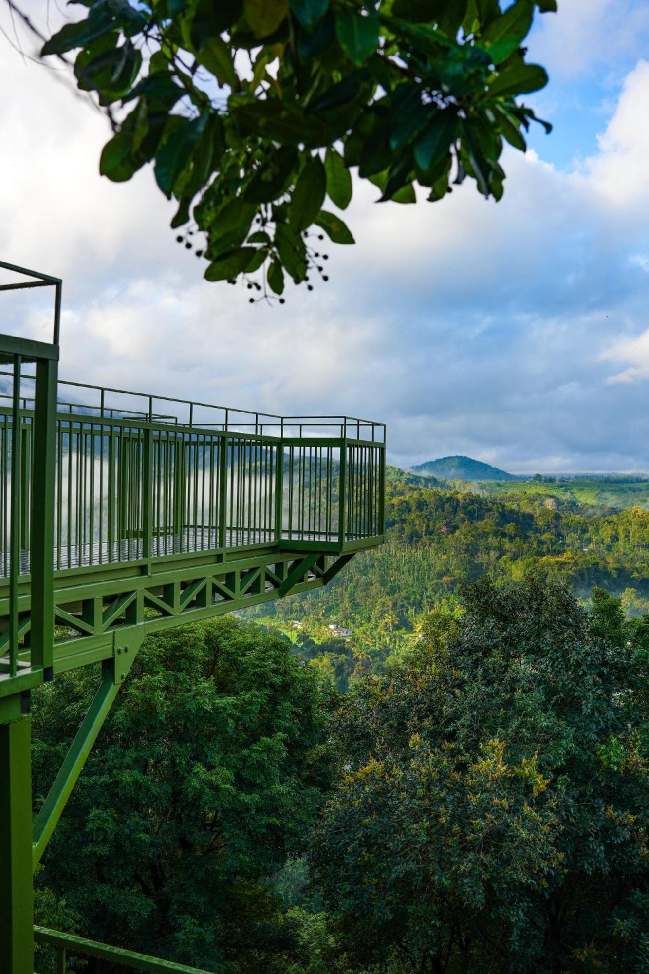 Space Rock Resort Kalpatta Ngoại thất bức ảnh