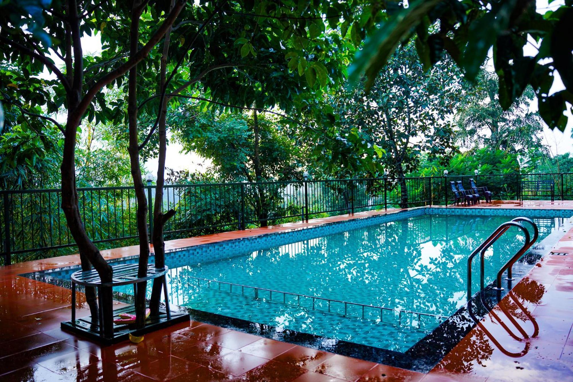 Space Rock Resort Kalpatta Ngoại thất bức ảnh