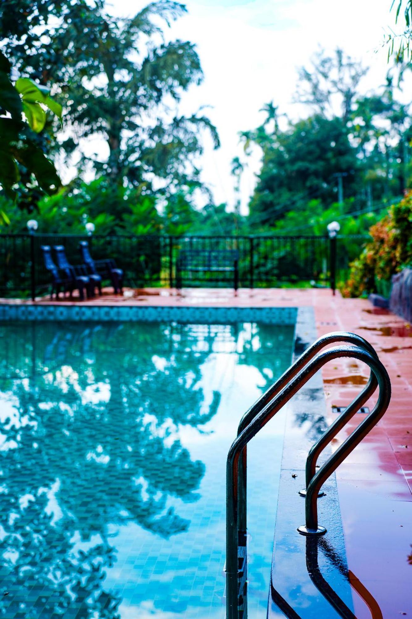 Space Rock Resort Kalpatta Ngoại thất bức ảnh
