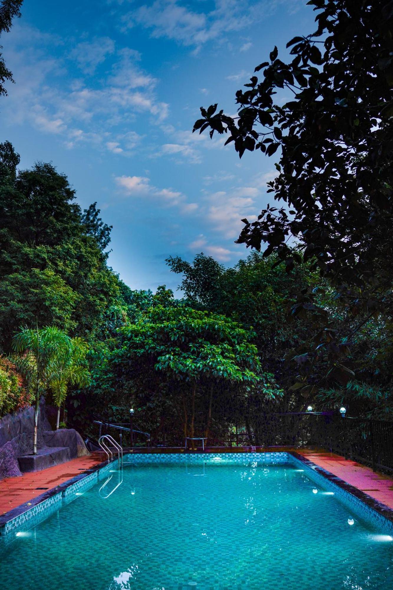 Space Rock Resort Kalpatta Ngoại thất bức ảnh